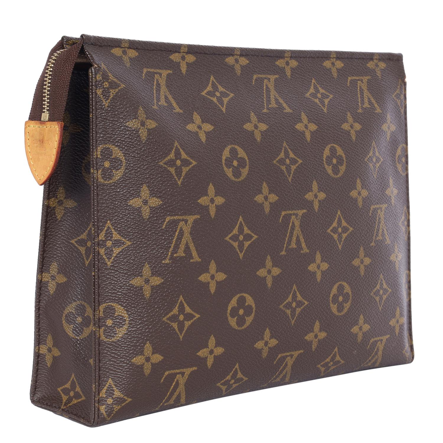 Louis Vuitton - Pochette de toilette monogrammée 26 1