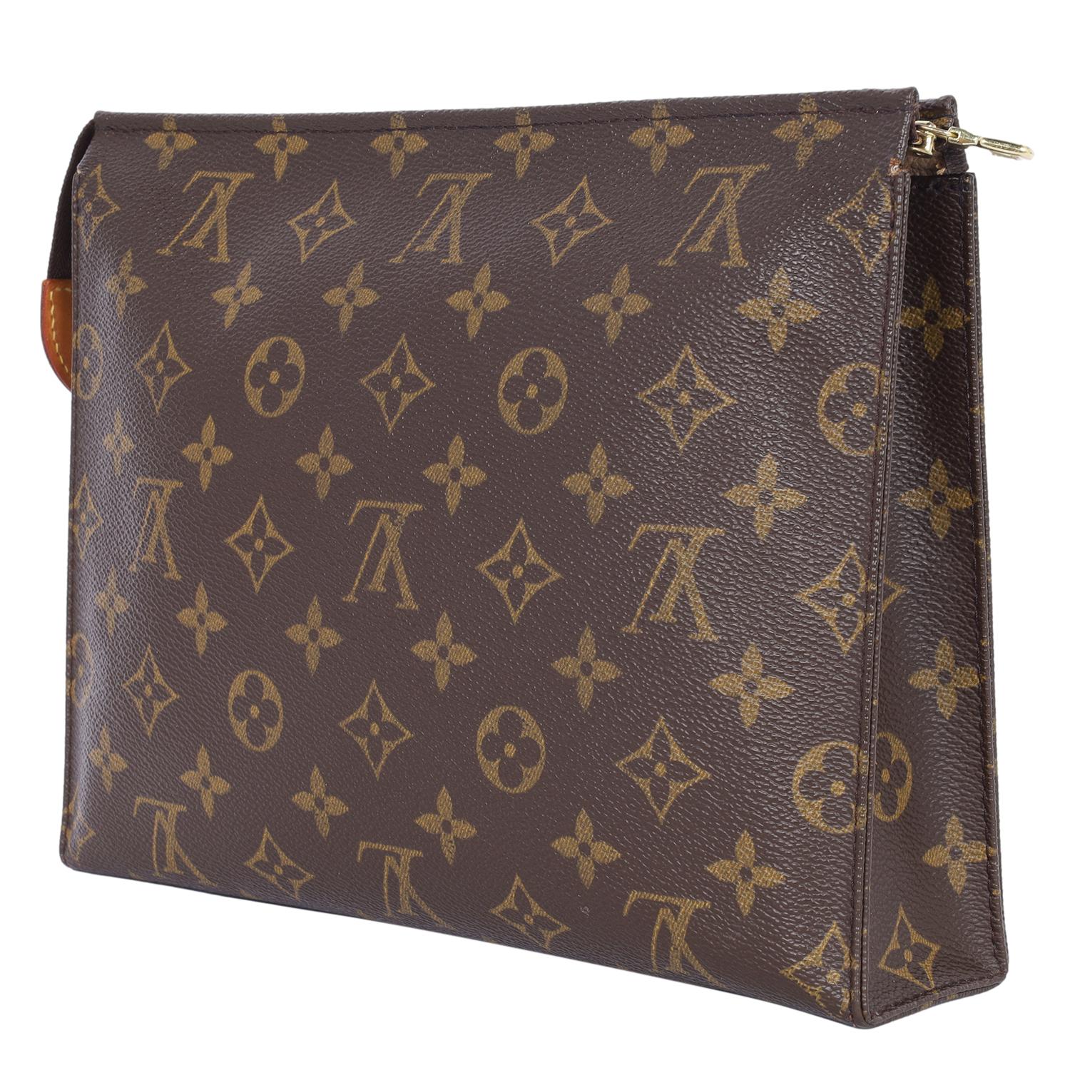 Louis Vuitton - Pochette de toilette monogrammée 26 2