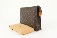 Louis Vuitton Monogram Toiletry Pouch 26 Cosmetic Case 914lv34