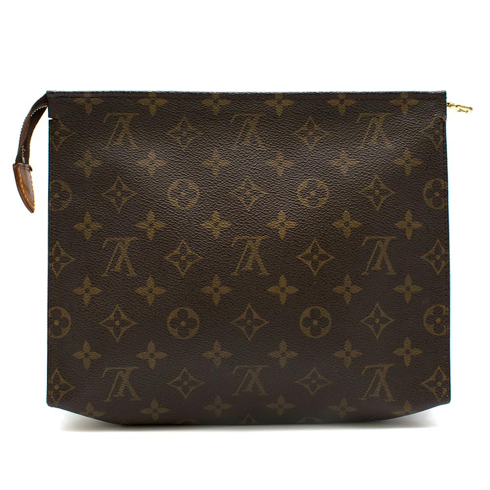 Louis Vuitton Monogram Toiletry Pouch 26

Monogram canvas
Golden brass zip closure with leather tab
Gusset sides 
Cream interior lining

Please note, these items are pre-owned and may show some signs of storage, even when unworn and unused. This is