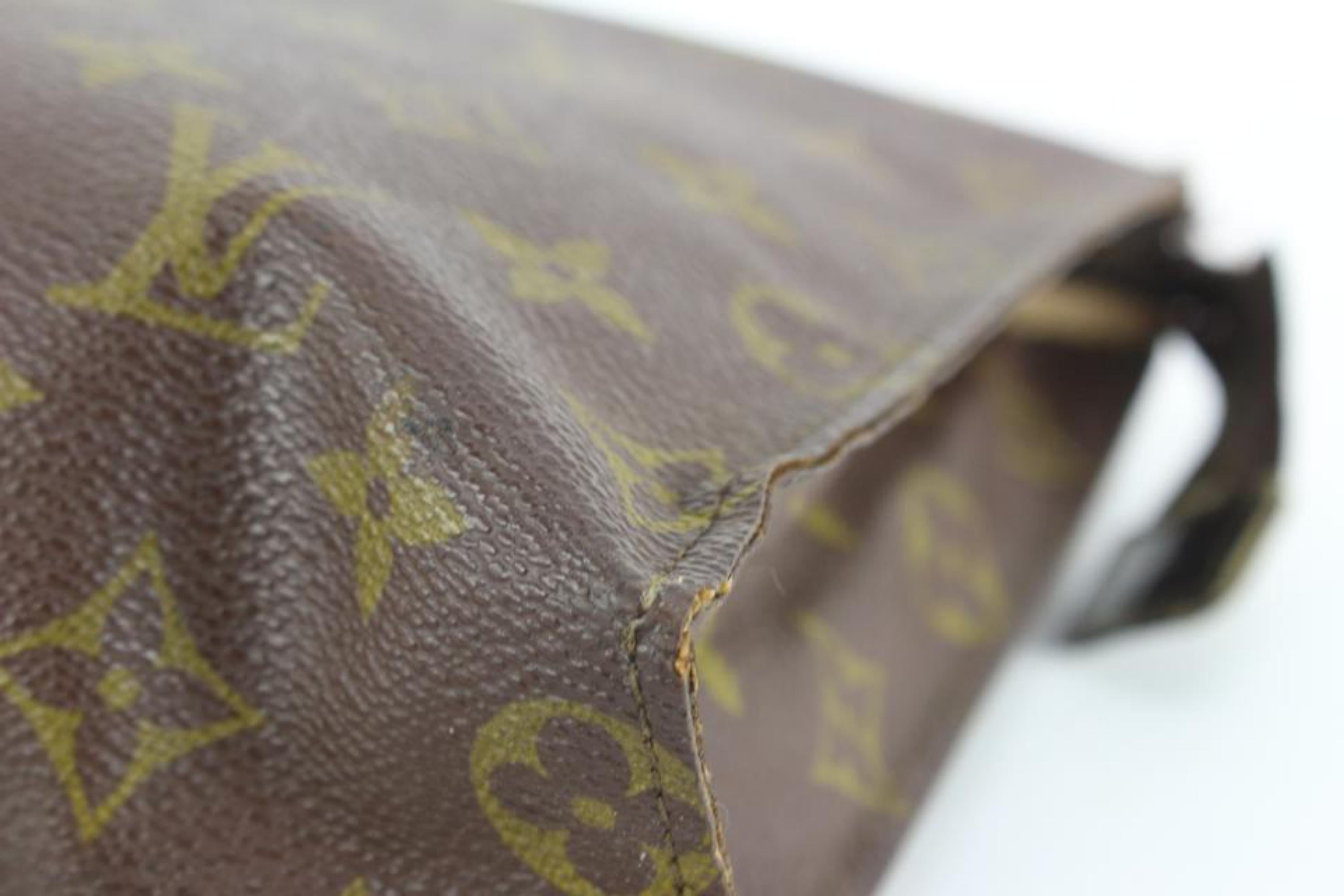 Louis Vuitton - Pochette de toilette monogrammée 26 - 38lk510s en vente 4