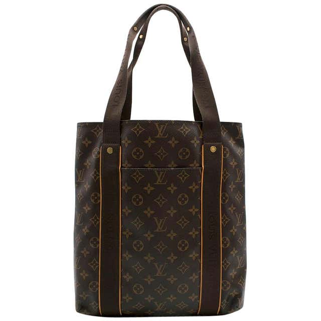 Louis Vuitton Cream Shoulder Bag For Sale at 1stdibs