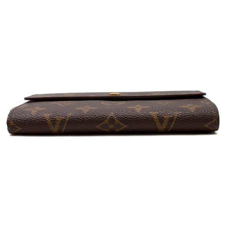 Louis Vuitton Monogram Trifold Wallet For Sale at 1stdibs