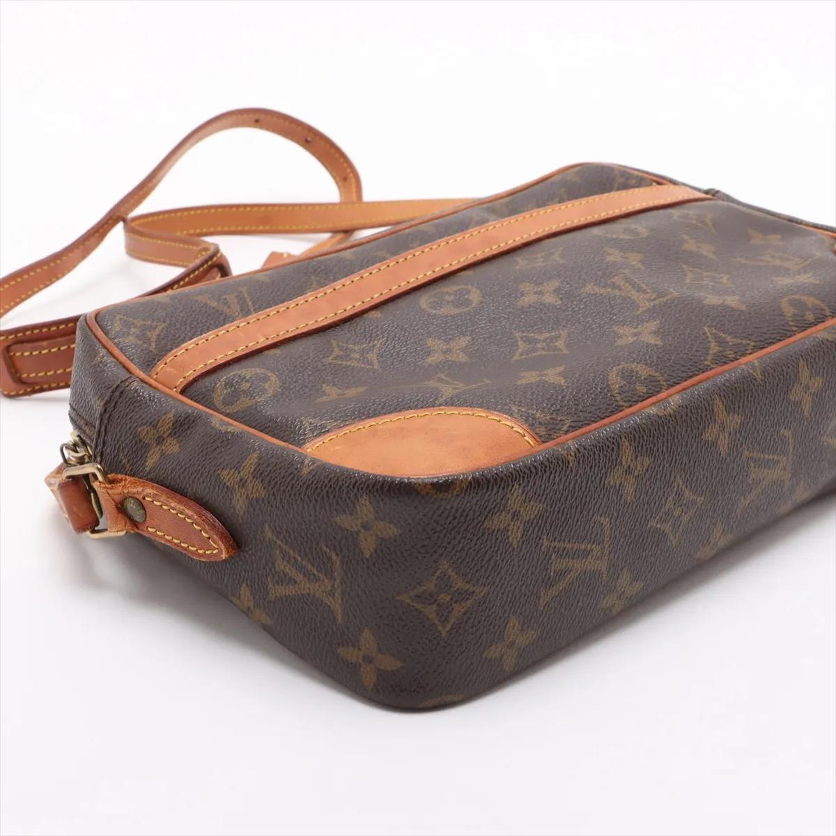 Donna Louis Vuitton Monogram Trocadero 27