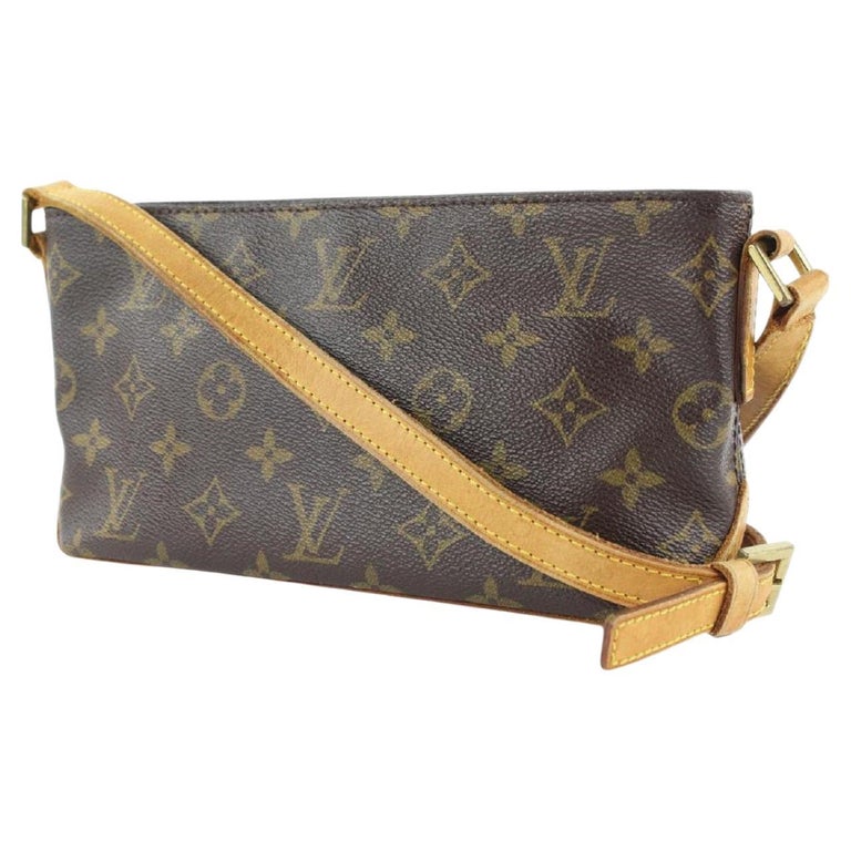Louis Vuitton Monogram Trotteur Crossbody Bag 817lvs47 at 1stDibs