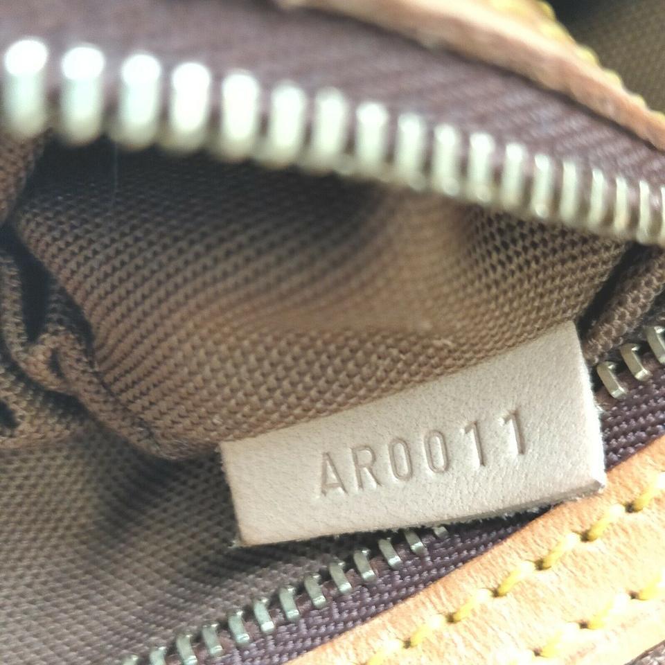 Louis Vuitton Monogram Trotteur Crossbody Bag 862732 2