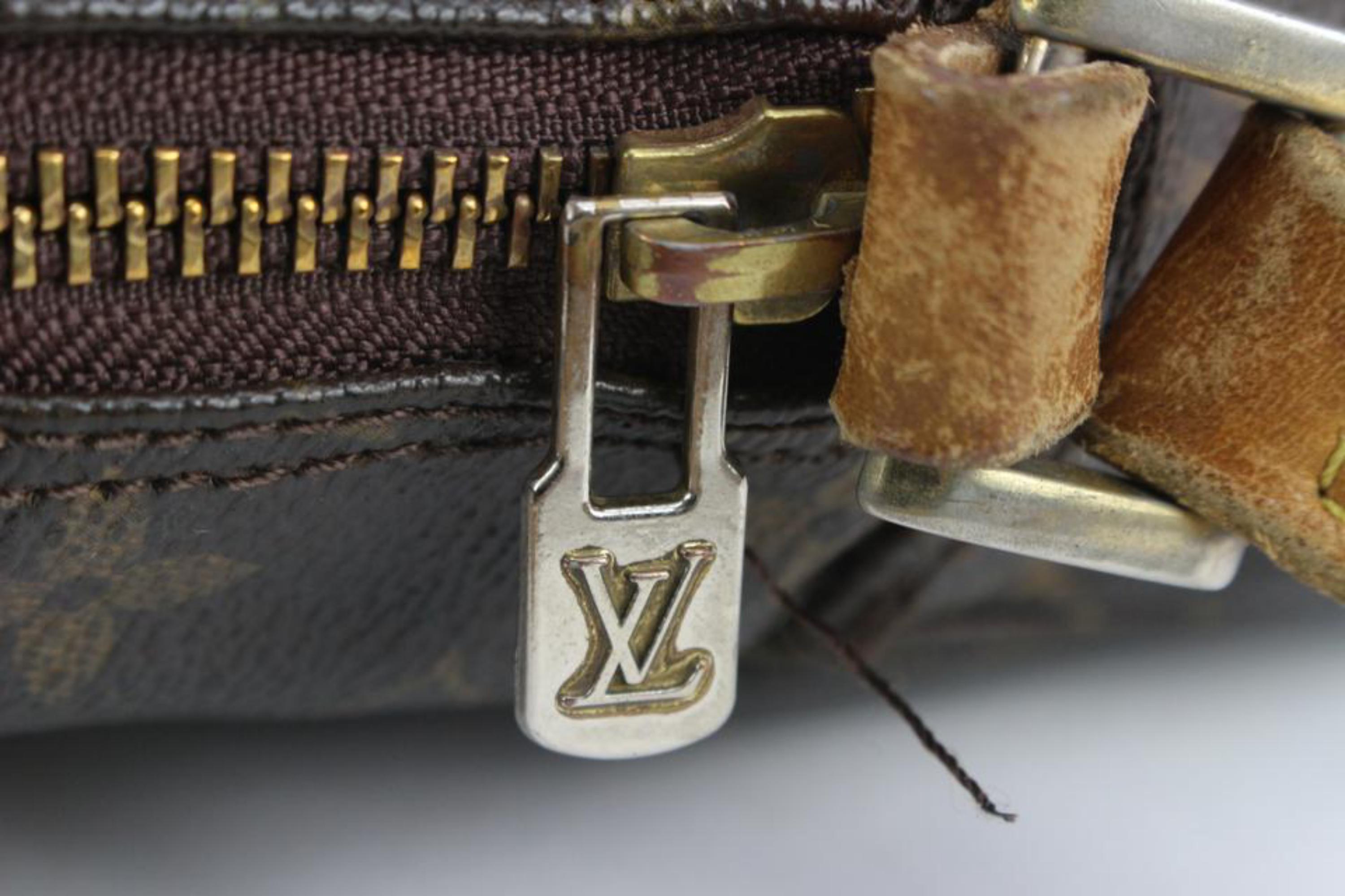 Louis Vuitton Monogram Trousse 28 Converted Crossbody Bag 1210lv44 For Sale 2