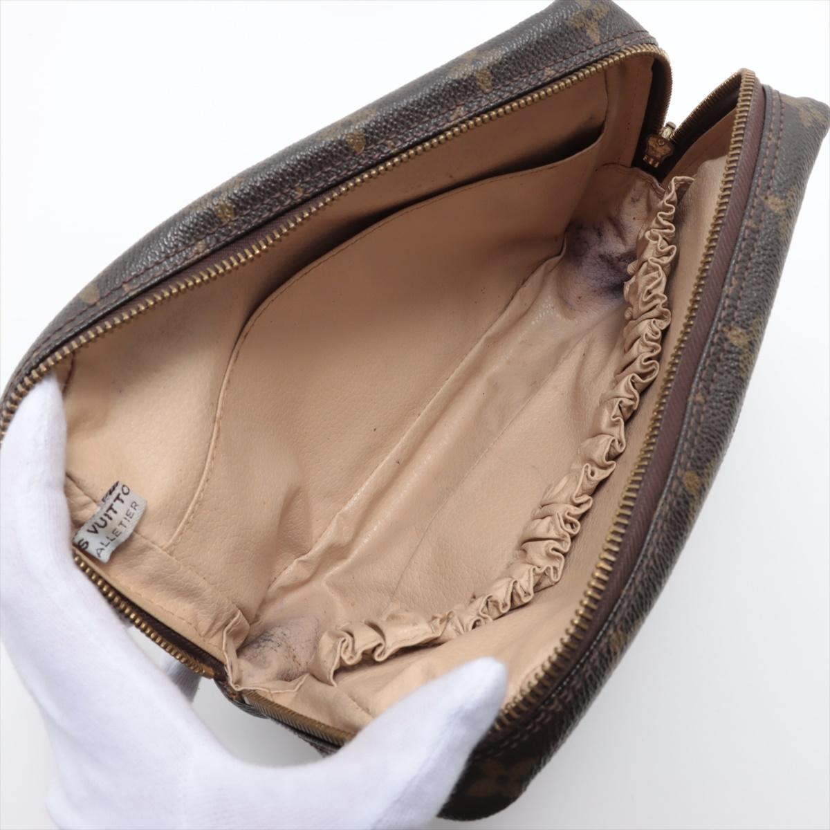 Louis Vuitton Monogram Trousse Toilette 23 In Good Condition In Humacao, PR