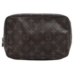 Louis Vuitton Monogram Trousse Toilette 23
