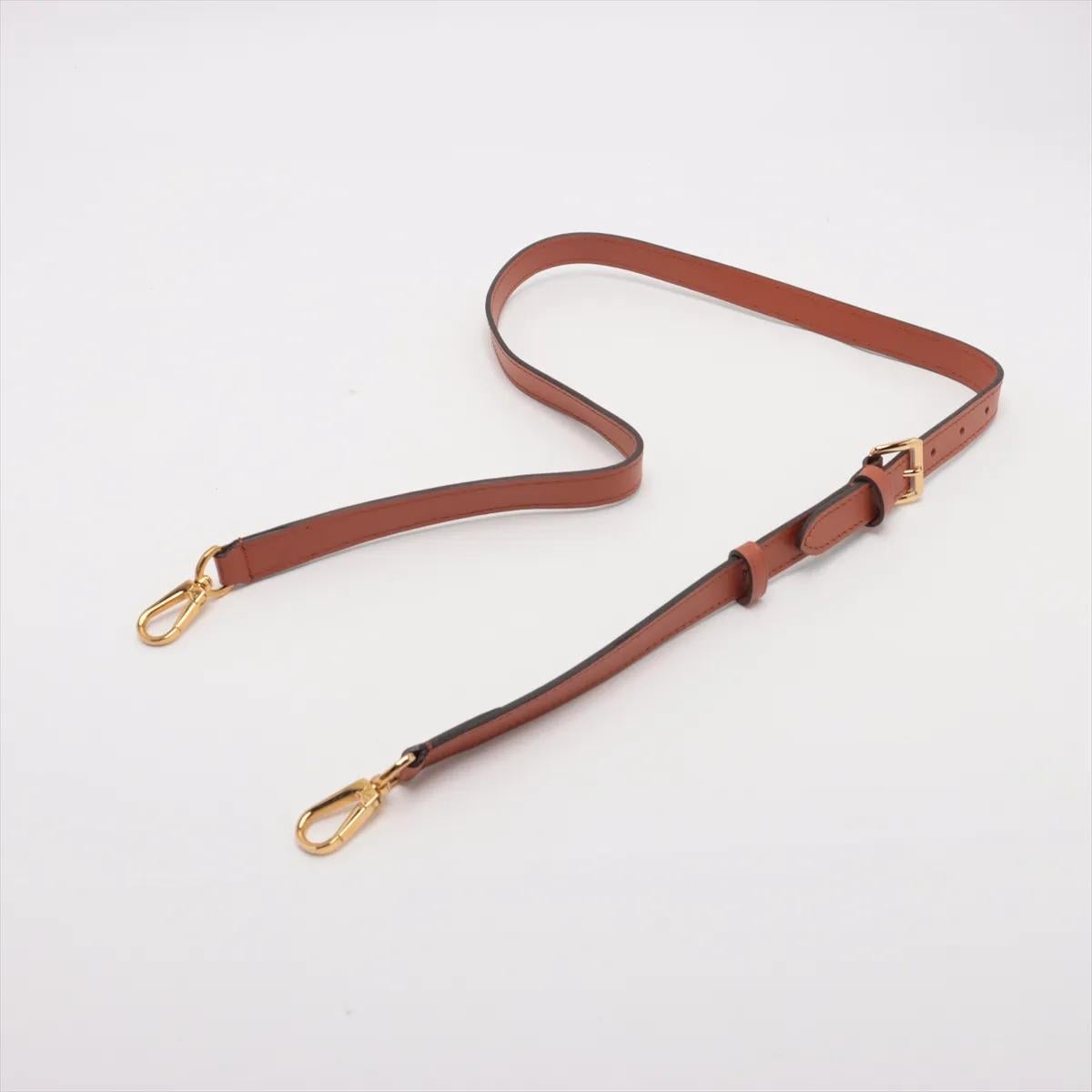 *Louis Vuitton Monogram On My Side Beige en vente 4