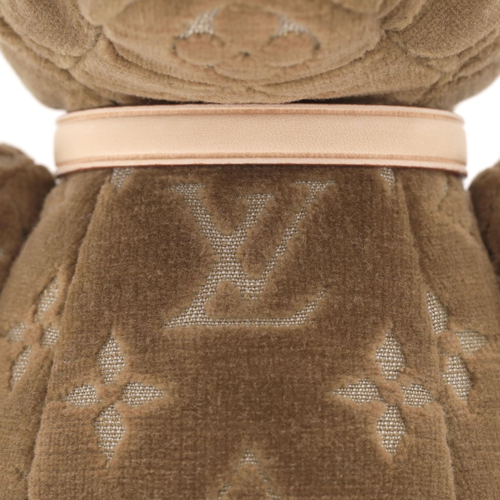 Orsacchiotto in velluto Monogram Louis Vuitton PM In condizioni Nuovo in vendita a London, GB