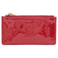 Louis Vuitton Monogrammierte Vernis Pochette Münzgeldbörse mit Monogramm Rot