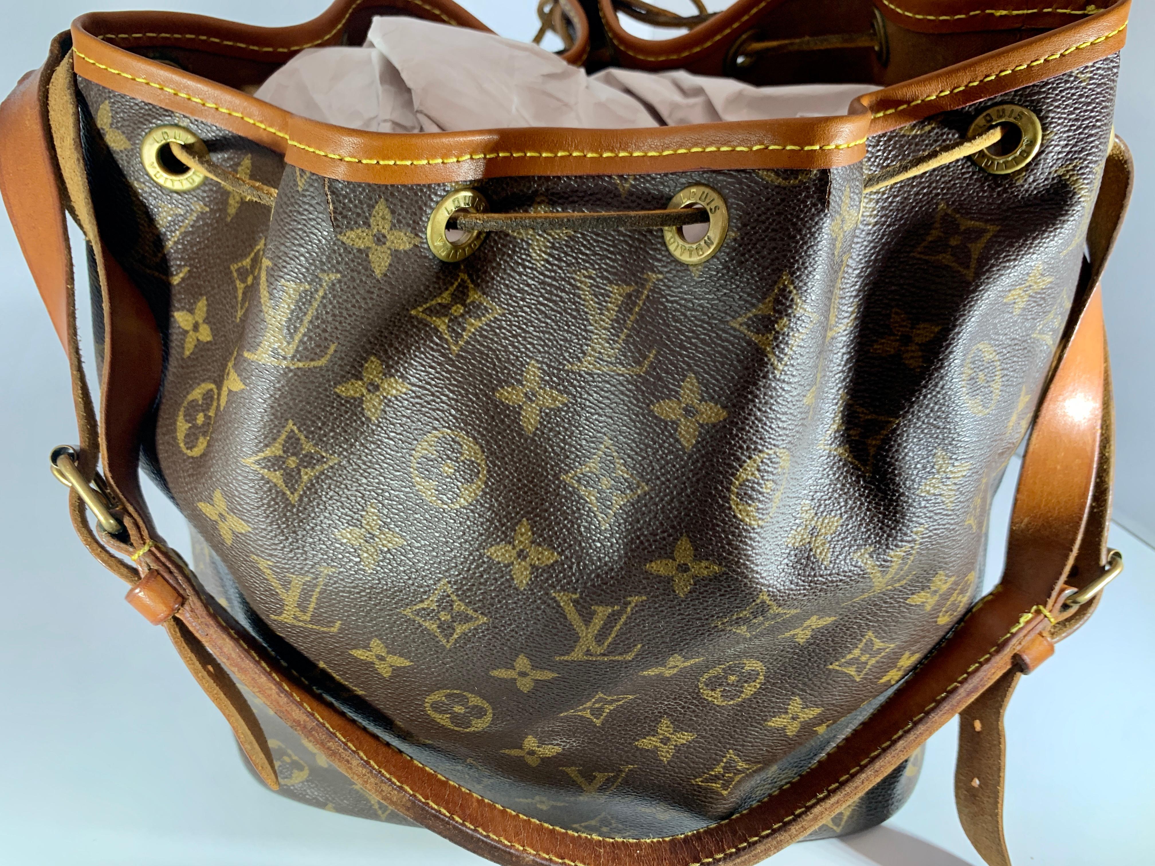 Louis Vuitton  Monogram Vintage  Bucket Bag with Drawstrings 2