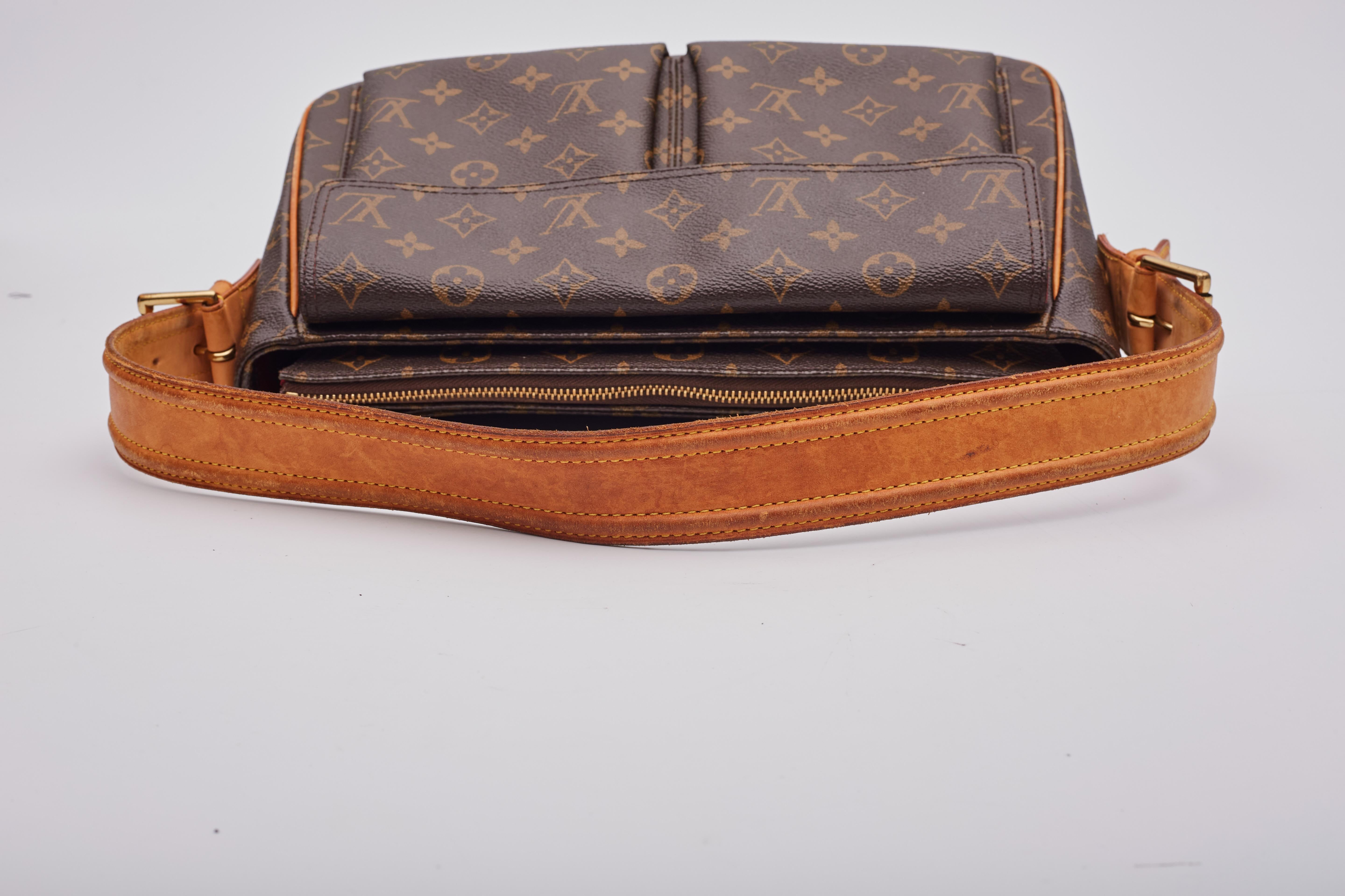 Louis Vuitton Monogram Viva-cite Gm Shoulder Bag 3