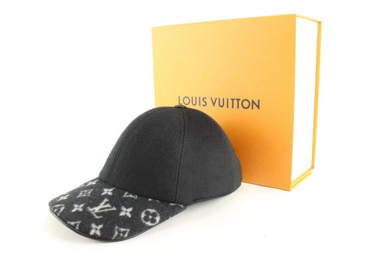 Louis Vuitton Endless Cap Black