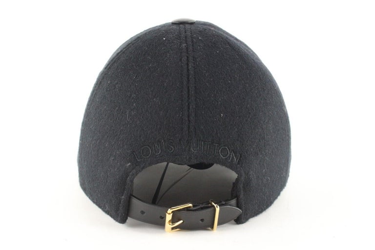 Louis Vuitton Monogram Wool Endless Cap Baseball Hat 8LK0315 For Sale at  1stDibs