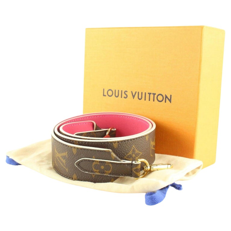 Louis Vuitton 2023 Rare Monogram Fortune Cookie Bag Charm Key Holder  1LK0127 For Sale at 1stDibs