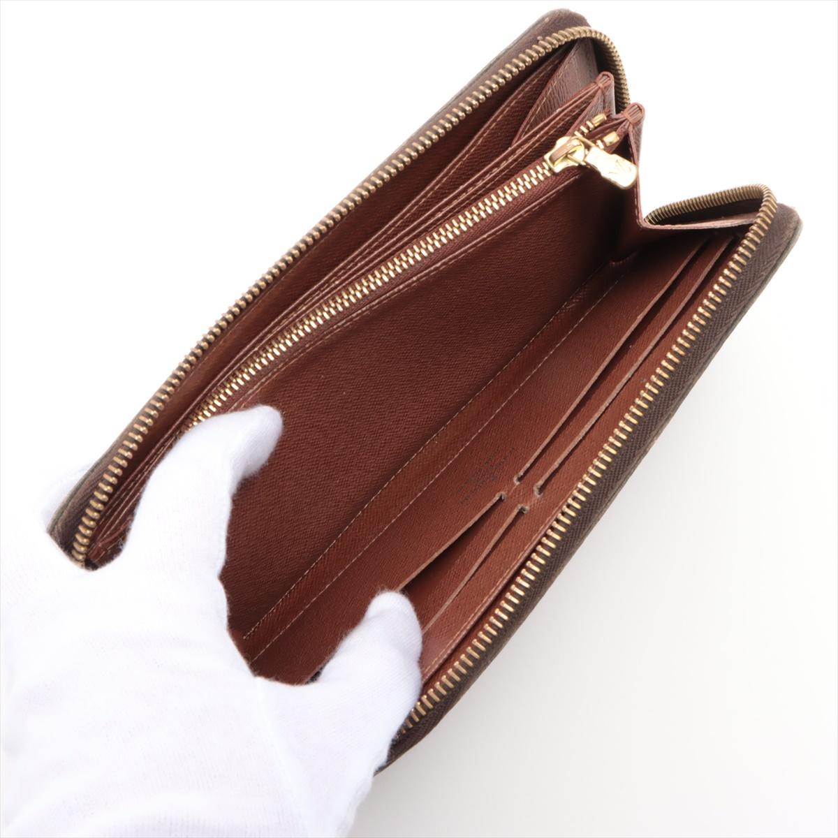 Louis Vuitton Monogram Zippy Wallet For Sale 5
