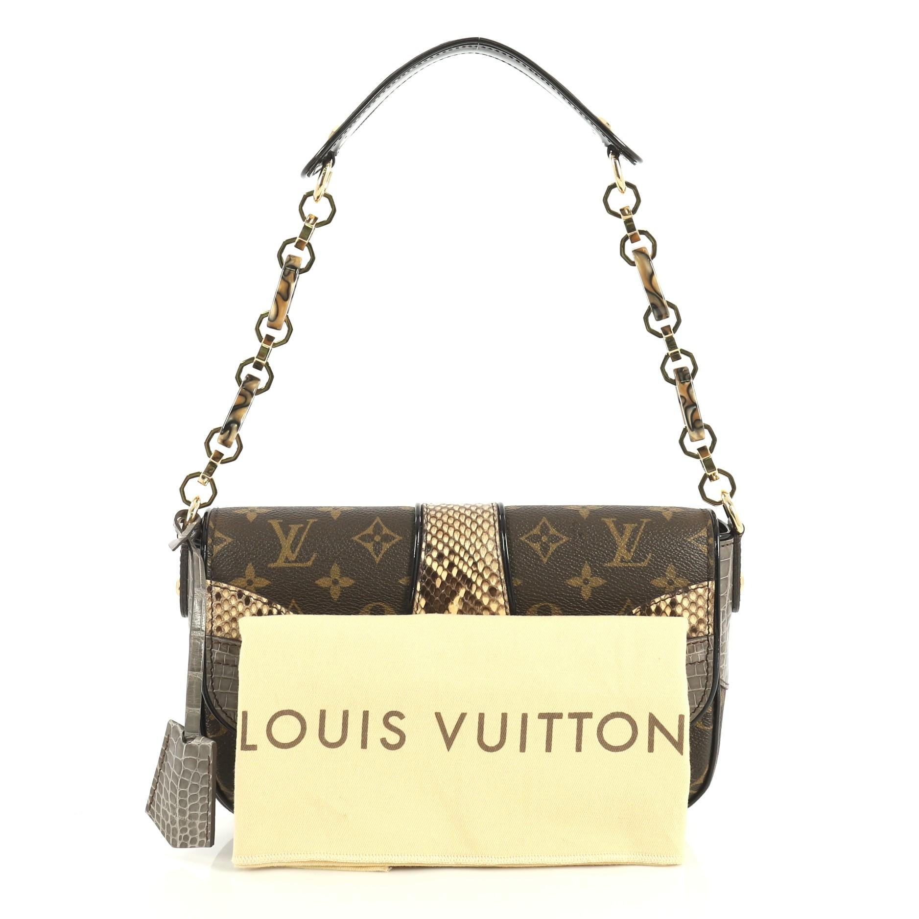 This Louis Vuitton Monogramissime Pochette Monogram Canvas and Exotics, crafted from brown monogram coated canvas with genuine python and alligator skin trim, features resin and chain link strap with shoulder pad and gold-tone hardware. Its