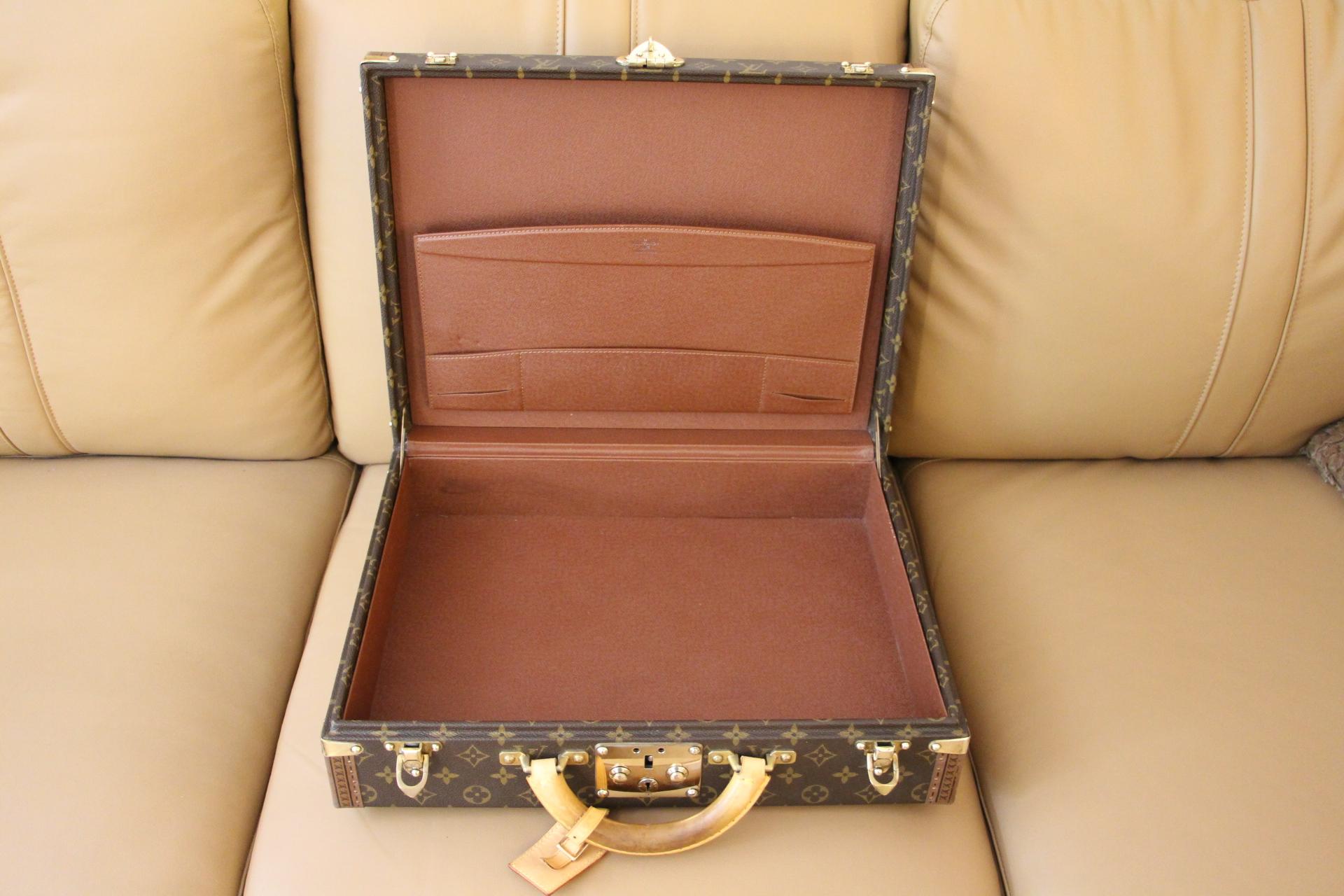 Louis Vuitton Monogramm Briefcase, Vuitton President Briefase For Sale 9