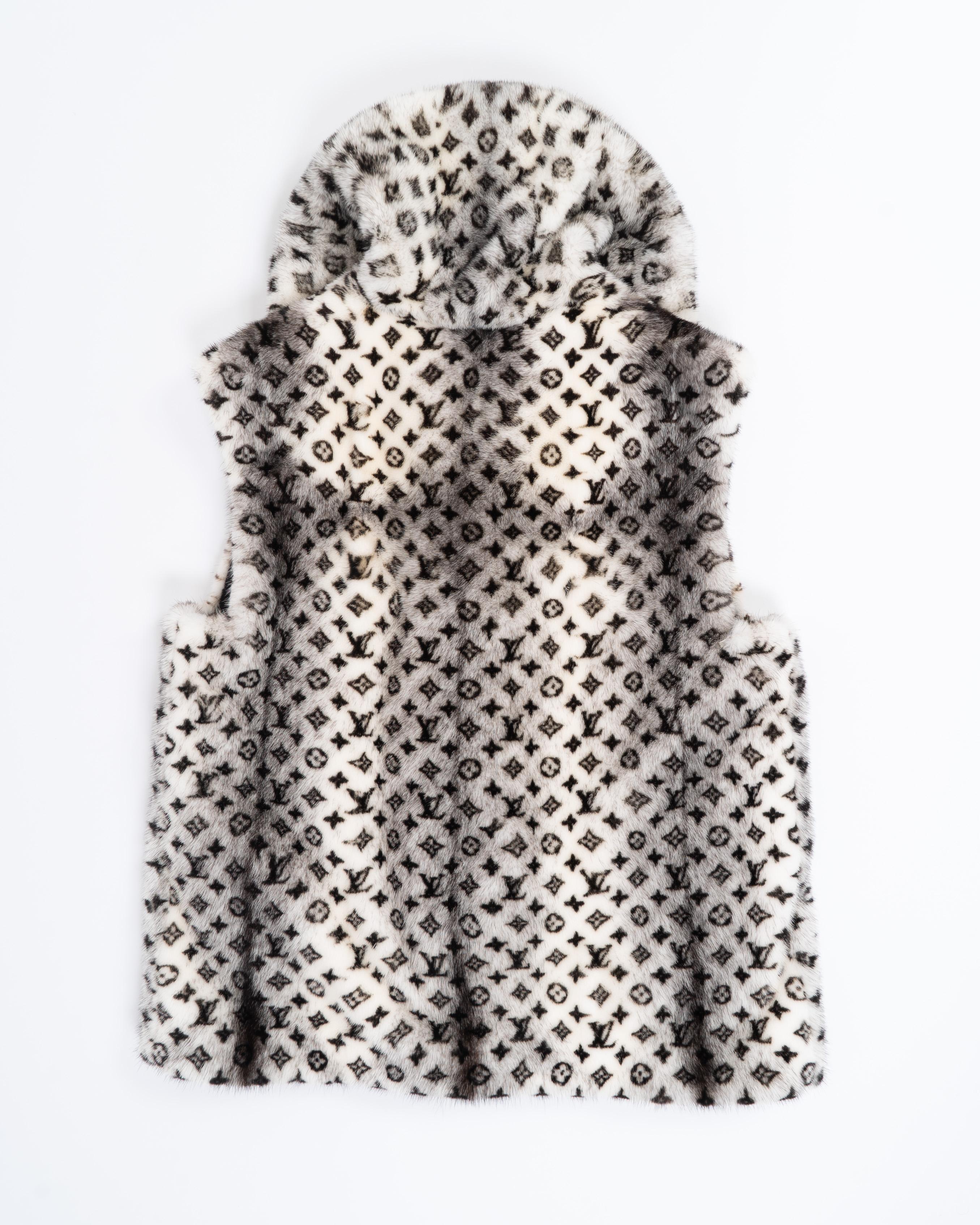 Gilet Louis Vuitton Monogramm Visone In condizioni ottime in vendita a Wien, AT