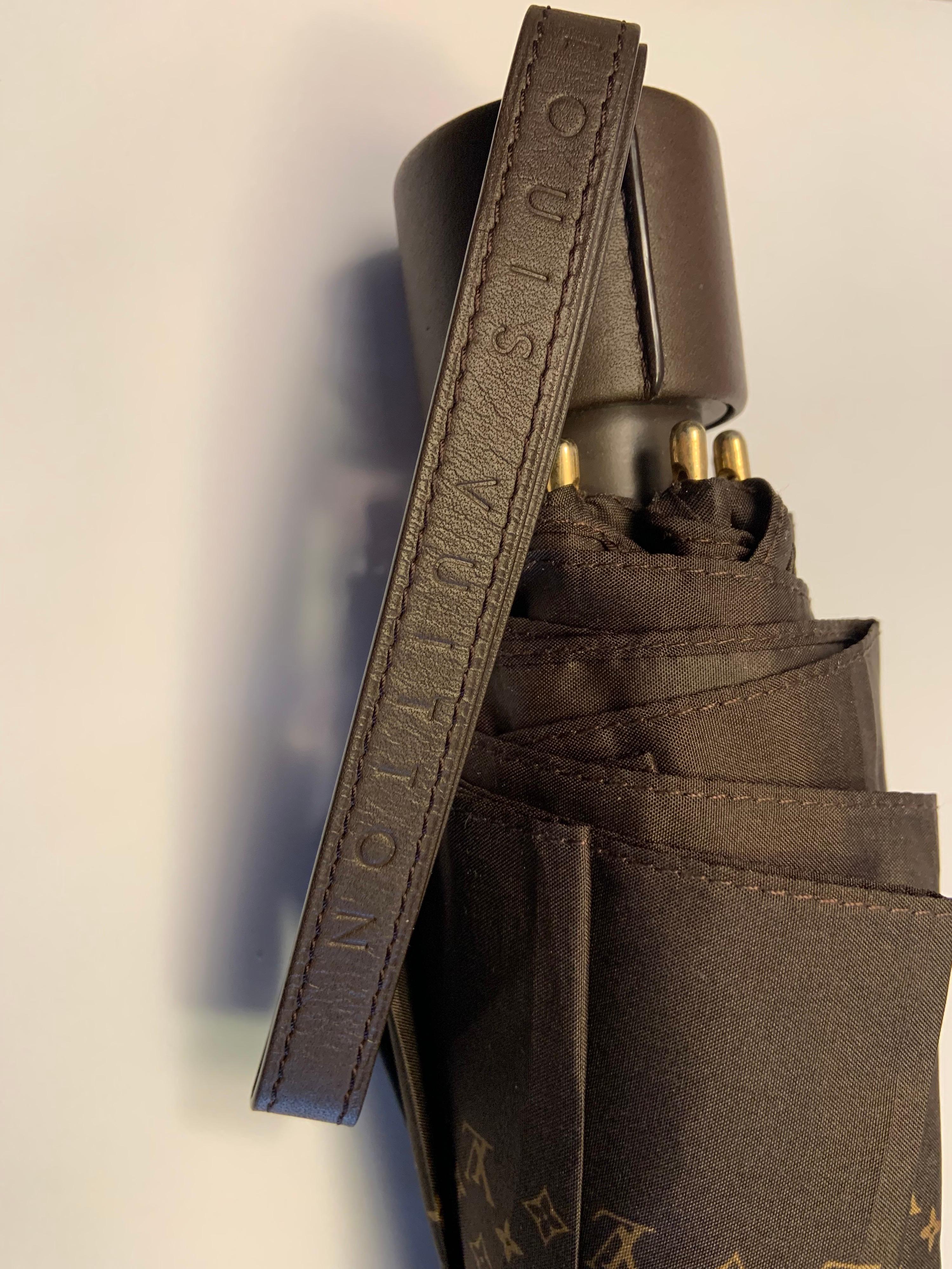monogrammed umbrella