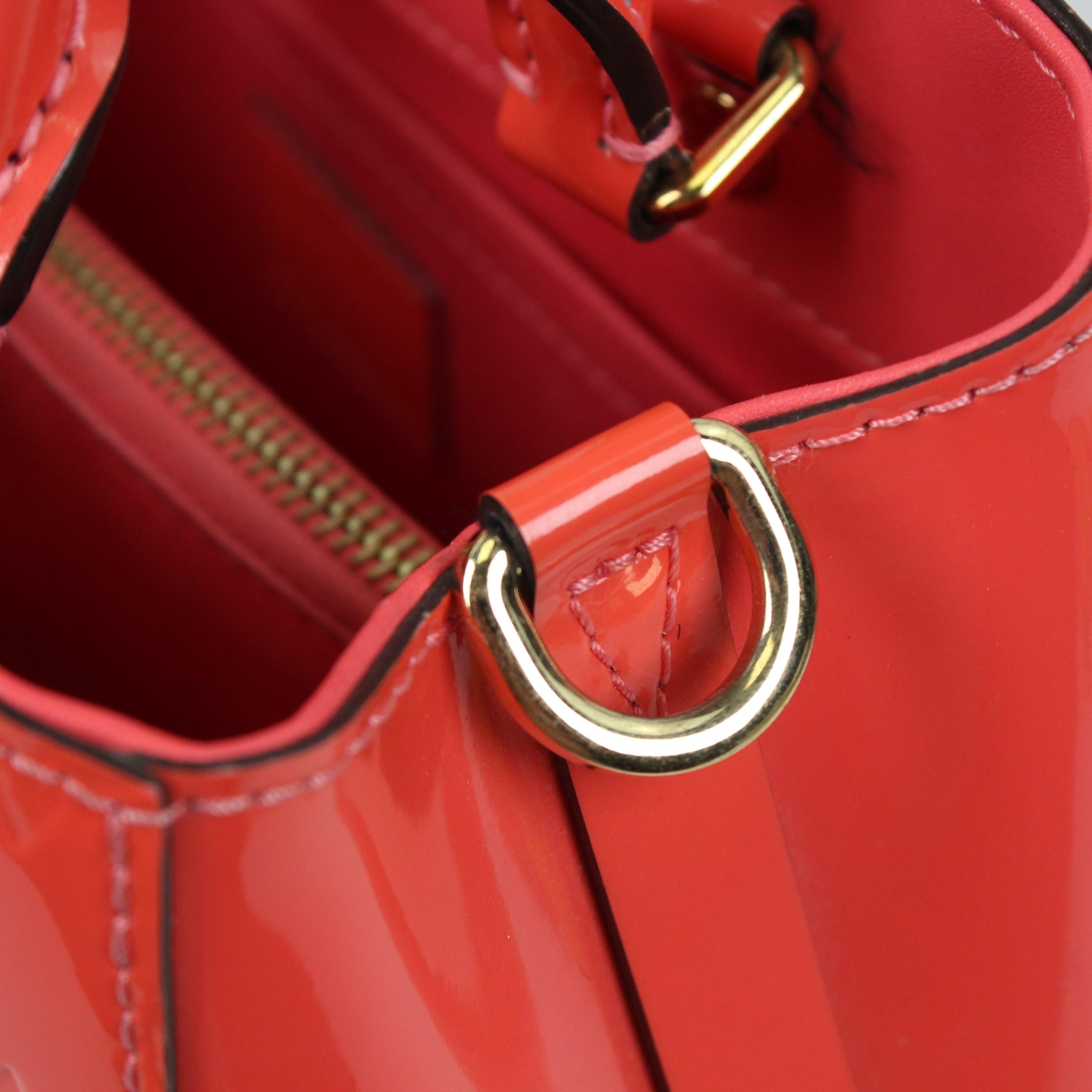 Louis Vuitton Montaigne BB patent leather handbag For Sale 7