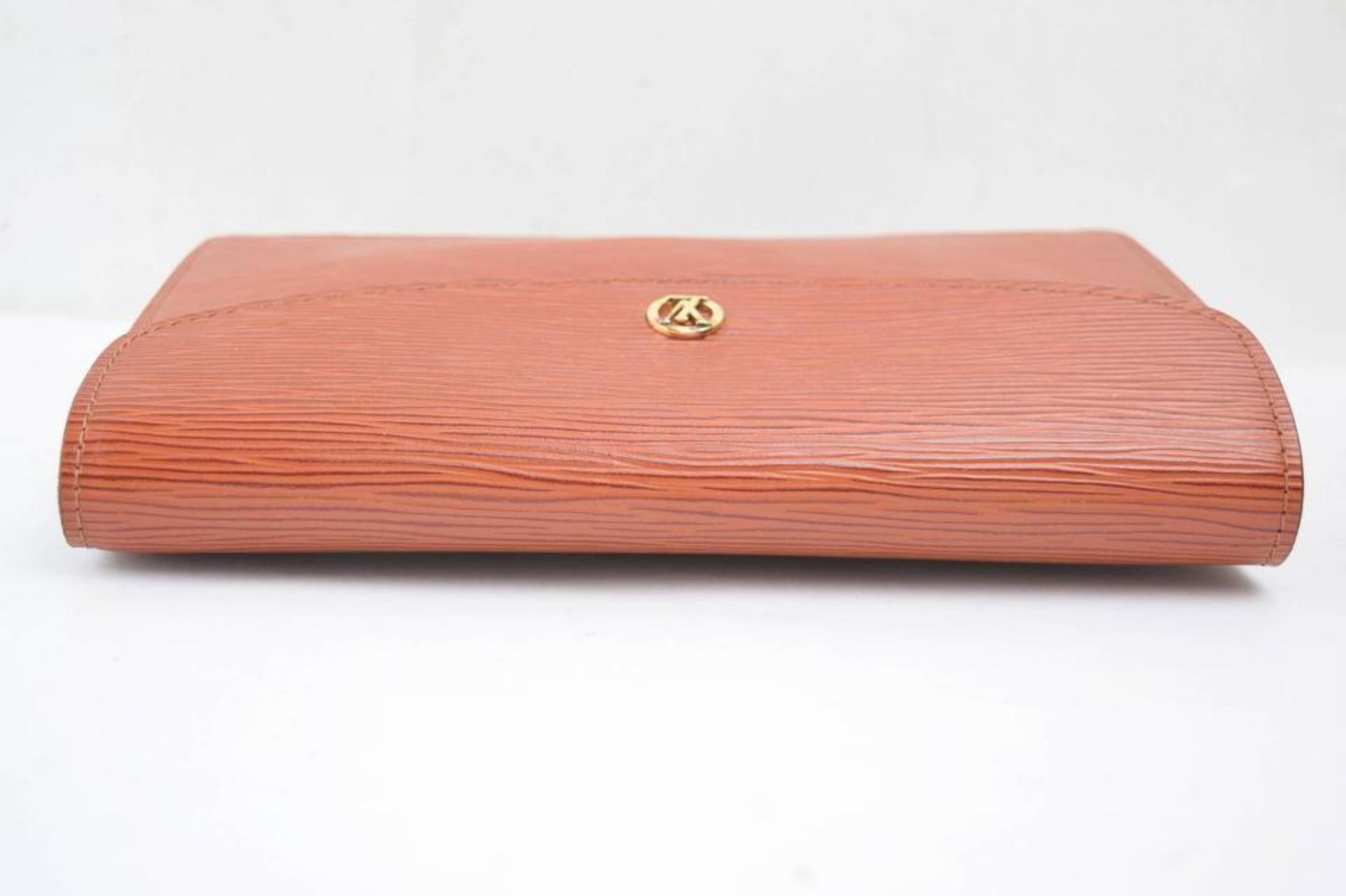 Louis Vuitton Montaigne Envelope 869847 Brown Leather Clutch For Sale 6