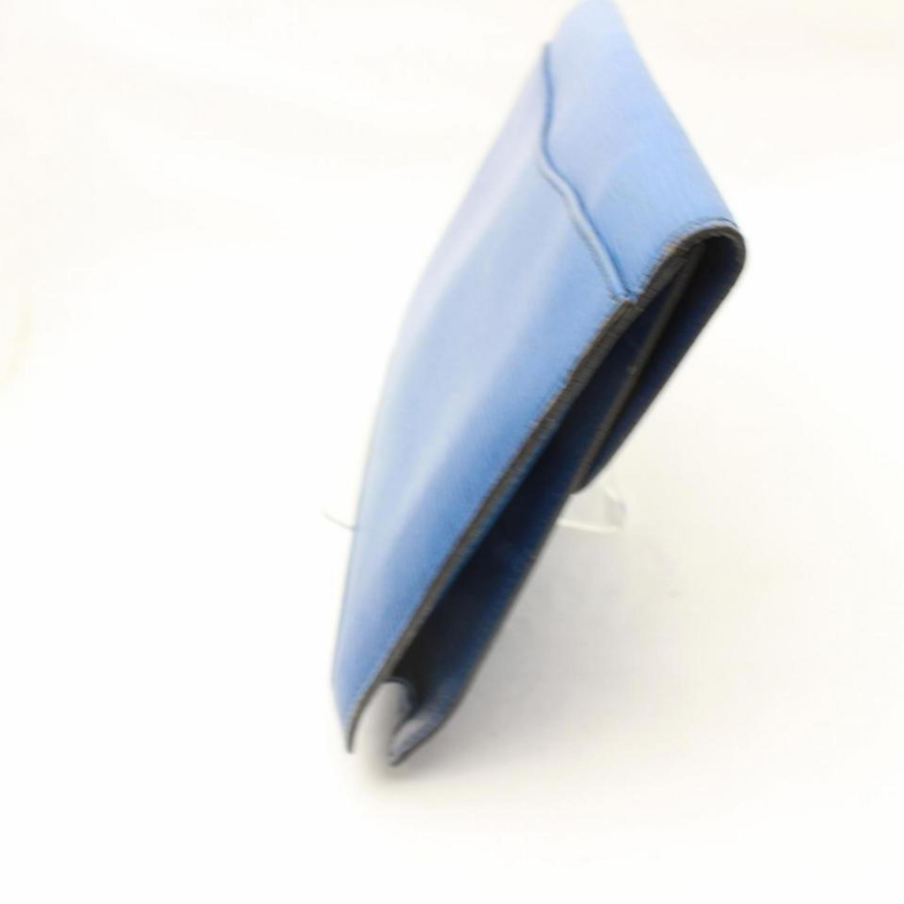 Louis Vuitton Montaigne Pochette Epi Toledo Envelope 869476 Blue Leather Clutch For Sale 3