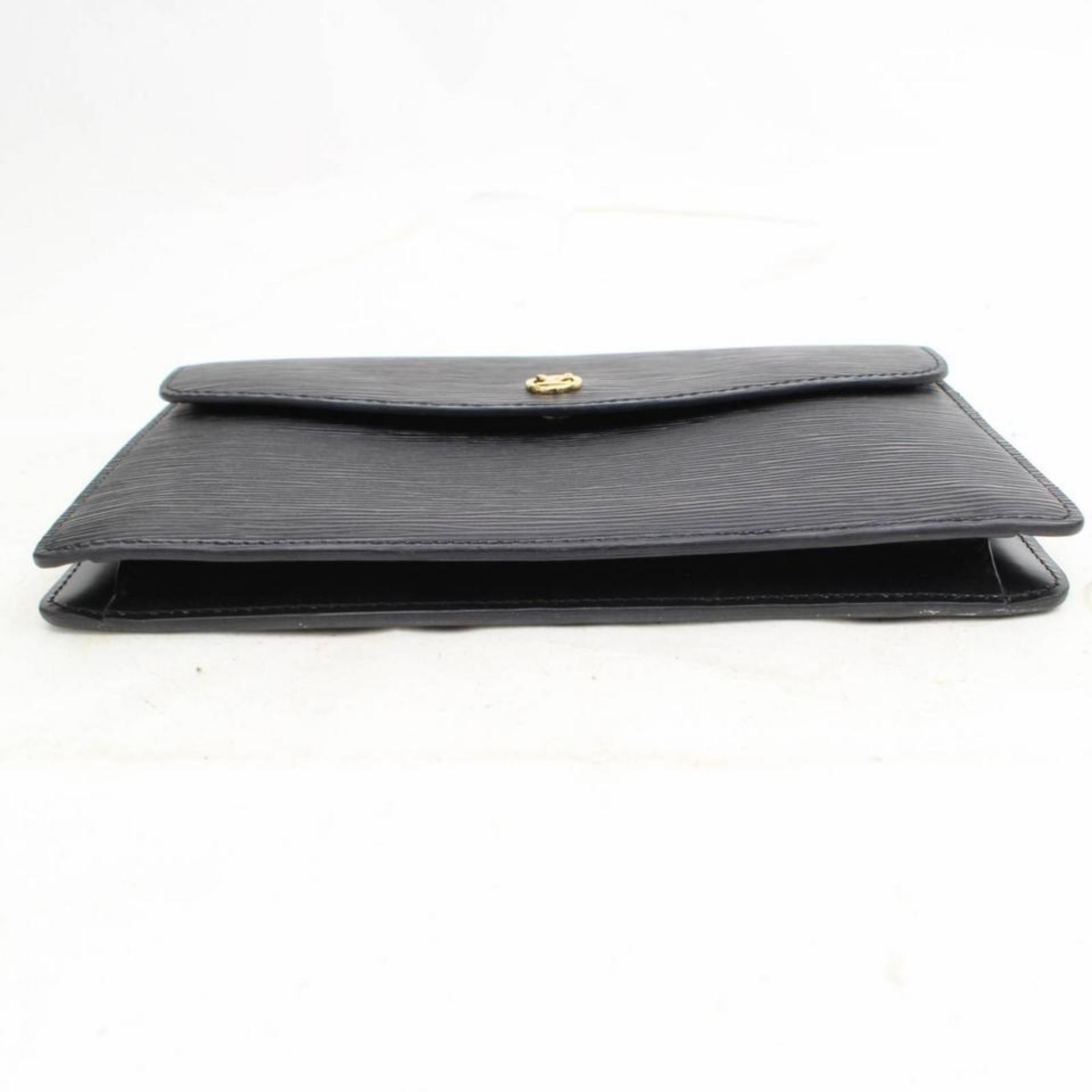 Louis Vuitton Montaigne Pochette Noir Envelope 868807 Black Leather Clutch For Sale 2