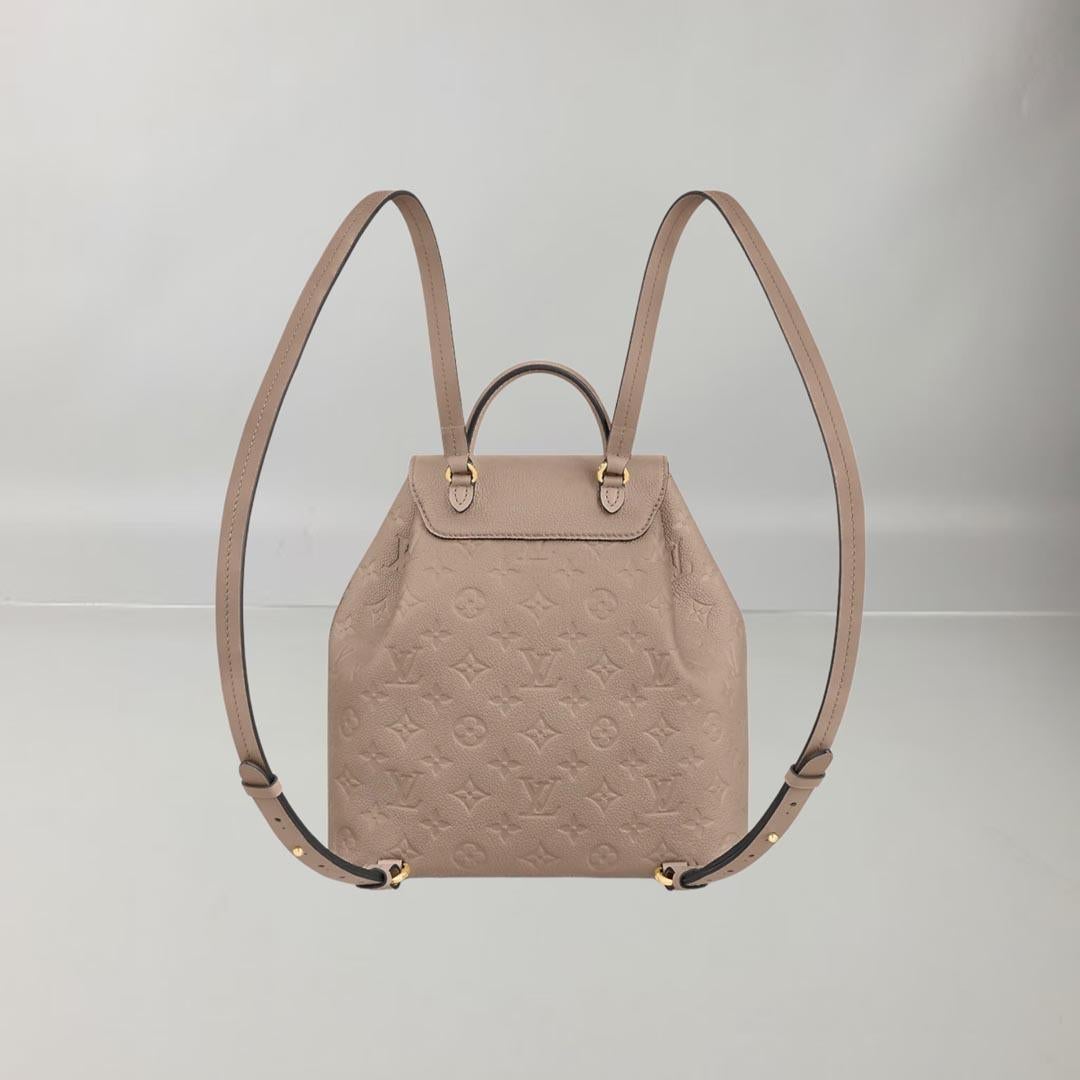 Louis Vuitton Montsouris Backpack Dune Embossed Cowhide Leather  In New Condition In Nicosia, CY