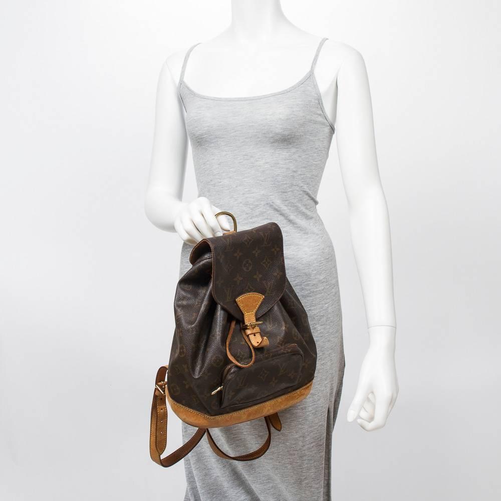 Black Louis Vuitton Montsouris PM in monogram canvas