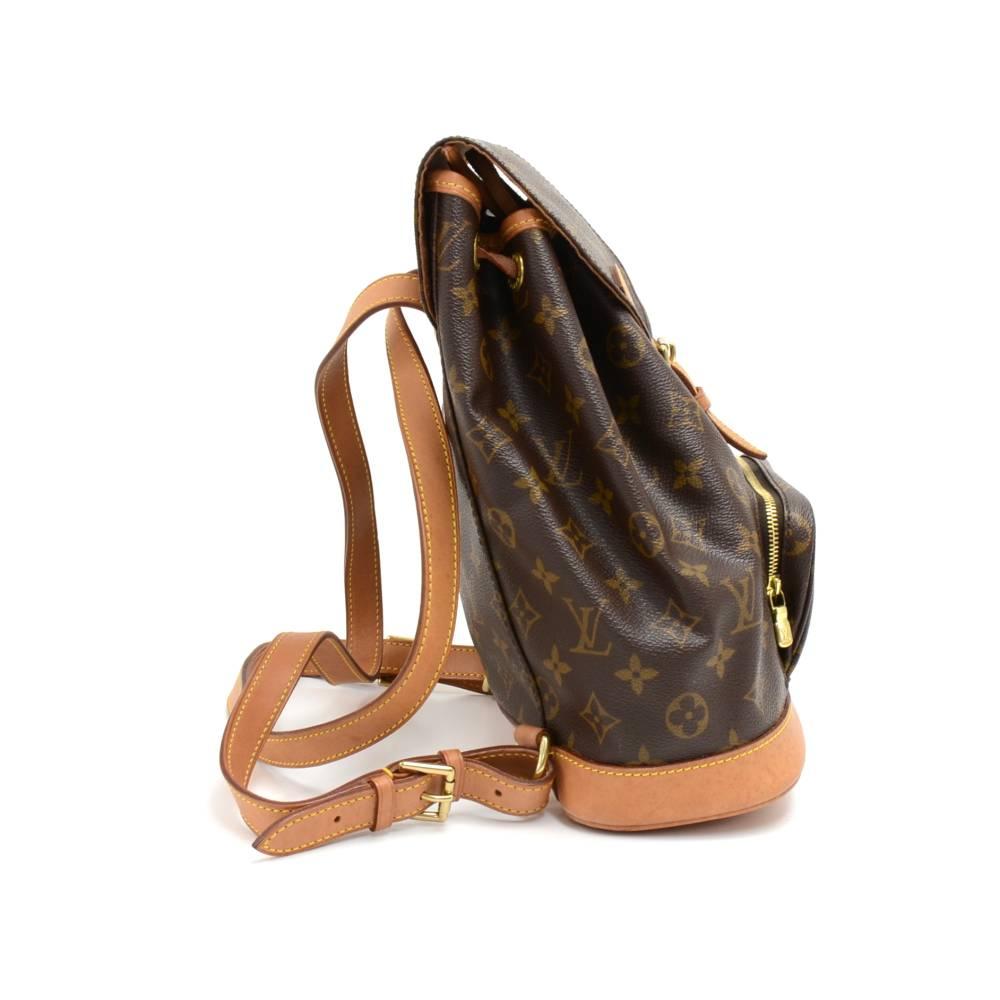 Women's Louis Vuitton Moyen Montsouris MM Monogram Canvas Backpack