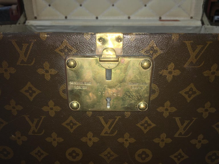 Louis Vuitton M.R.B. New York Wardrobe Trunk For Sale at 1stdibs