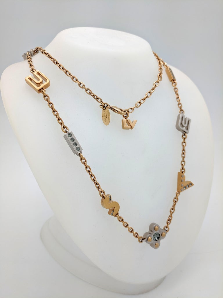 Louis-Vuitton-Pearl-Necklace