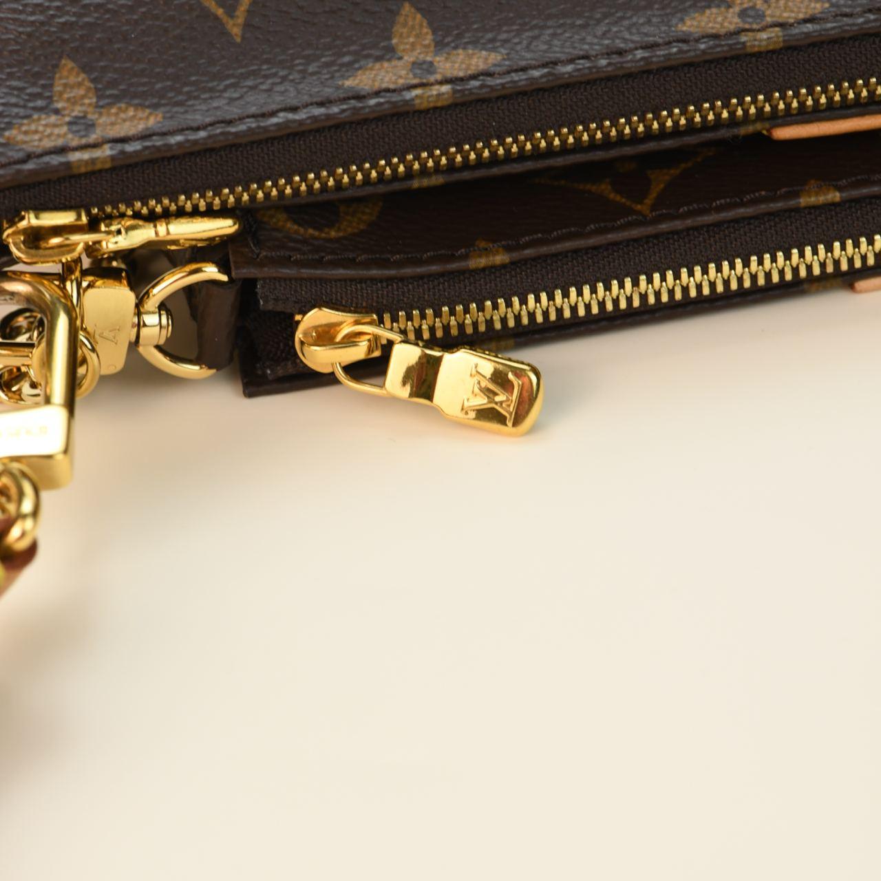 Louis Vuitton Multi Pochette Accessoires Monogram Canvas Bag For Sale 4