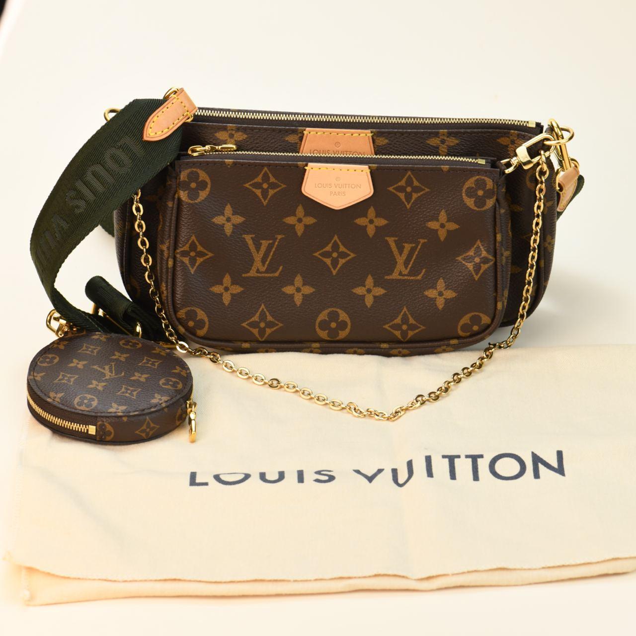 Louis Vuitton Multi Pochette Accessoires Monogram Canvas Bag For Sale 7