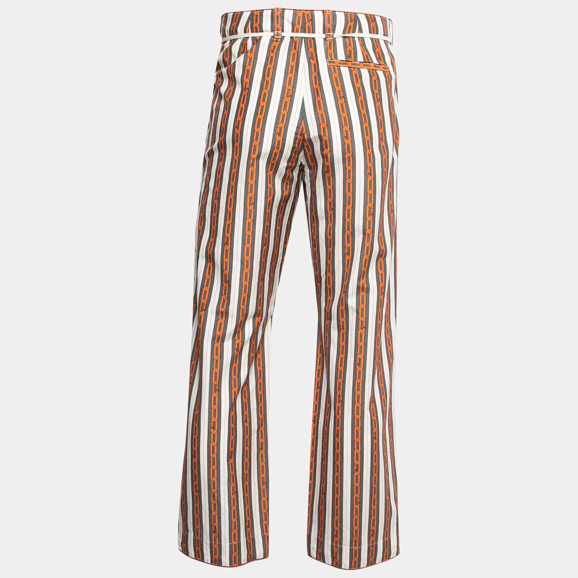 Louis Vuitton's smart and refined designs make the label a great choice when looking for stylish clothing. These striped trousers in cotton have a finely-tailored silhouette to give you a neat look and a comfortable fit.

