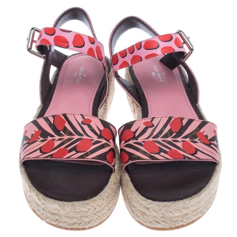 Lv Flat Sandals - For Sale on 1stDibs