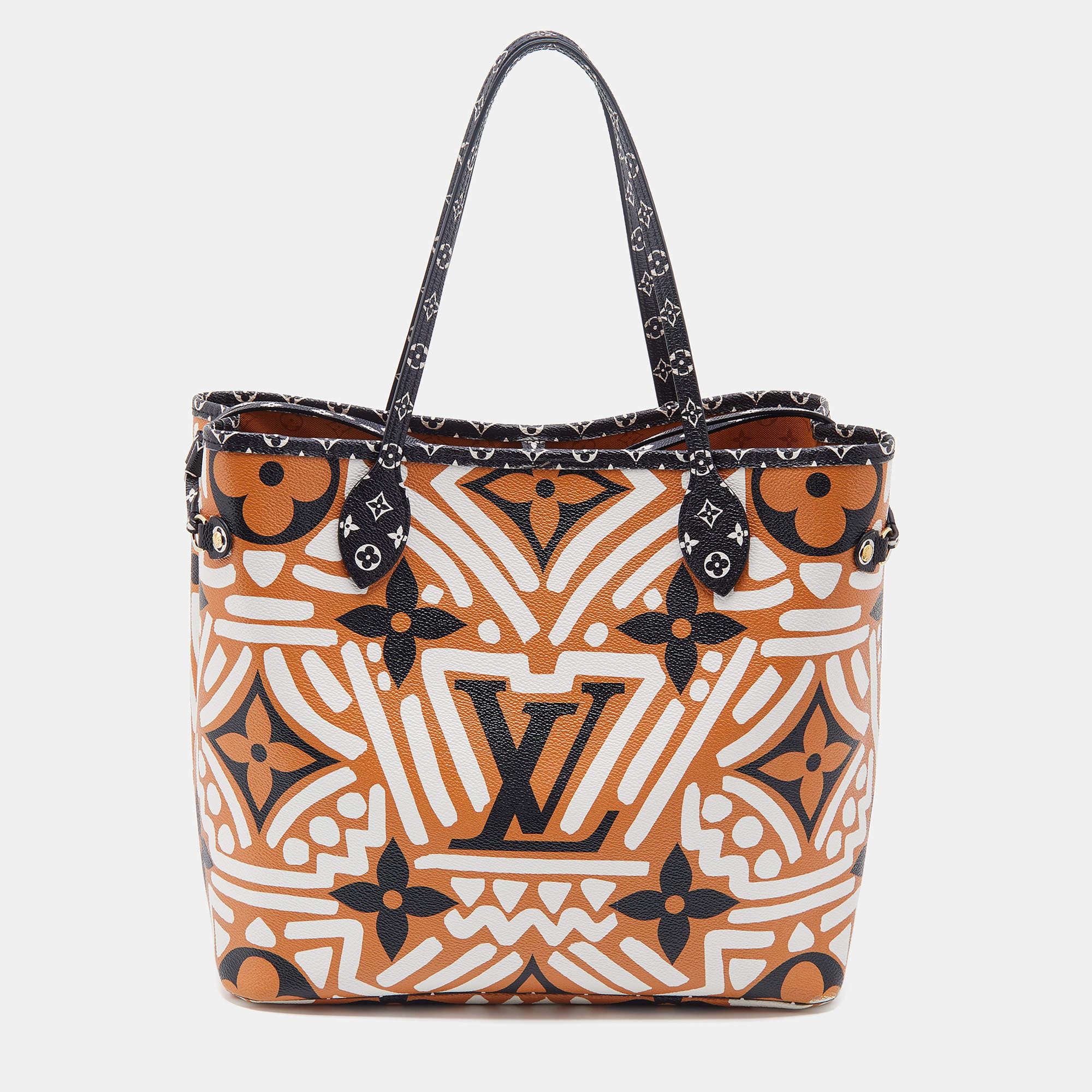 Louis Vuitton’s Neverfull was first introduced in 2007, and even today, it is a popular design. Crafted from Multicolor Giant Monogram canvas, this Limited Edition Crafty Neverfull is gorgeous. The bag has drawstrings on the sides, a spacious canvas