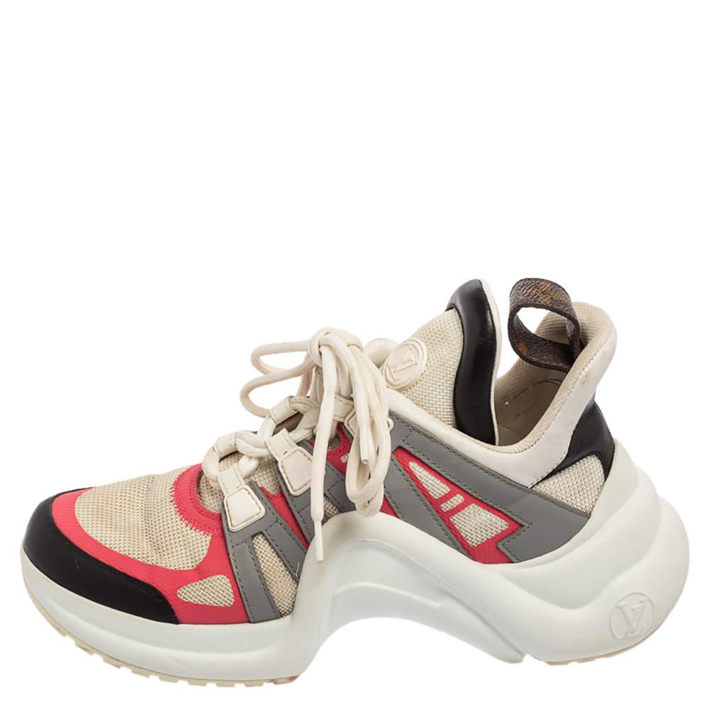 Designed to provide comfort, these Archlight sneakers from the House of Louis Vuitton are super-trendy and stunning. They are crafted using multicolored mesh and leather on the exterior, with lace-up details on the vamps. They come with a