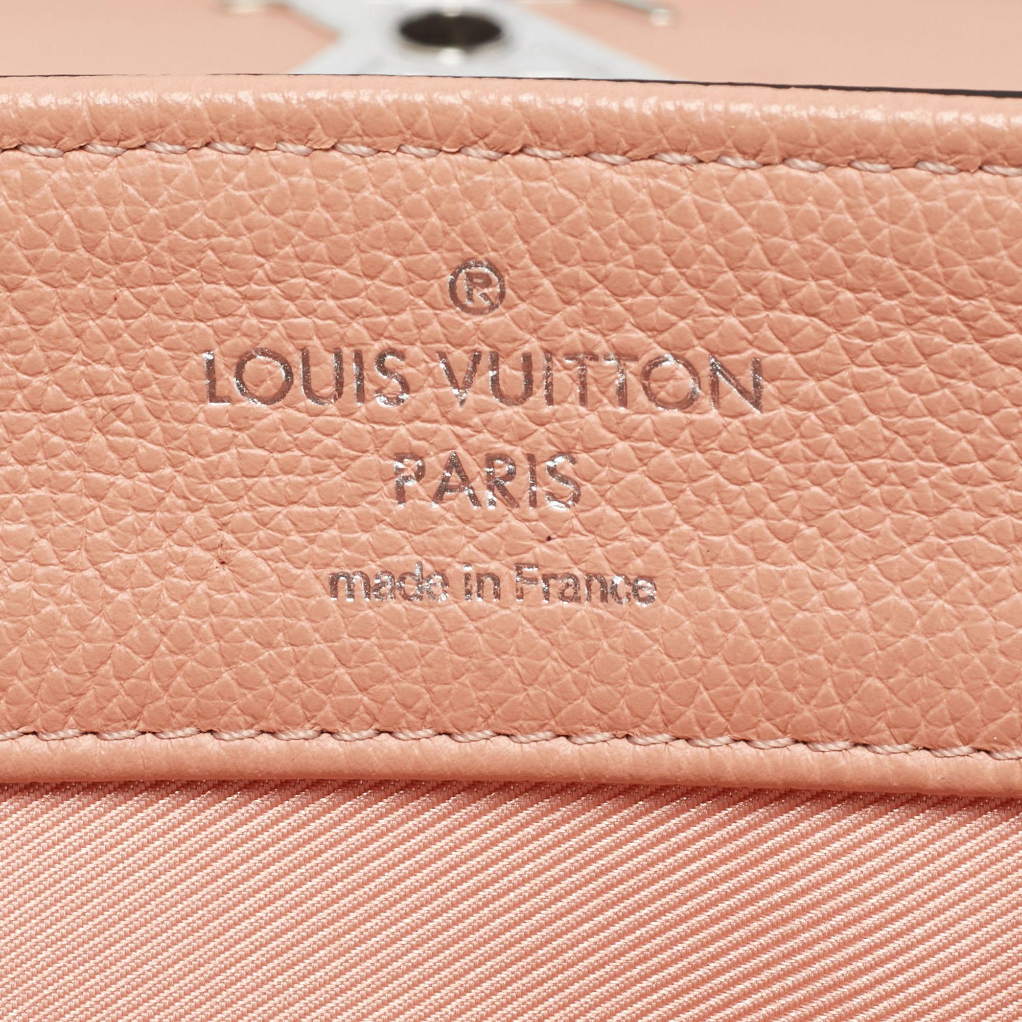 Louis Vuitton Multicolor Leather Lockme II Bag In Good Condition For Sale In Dubai, Al Qouz 2