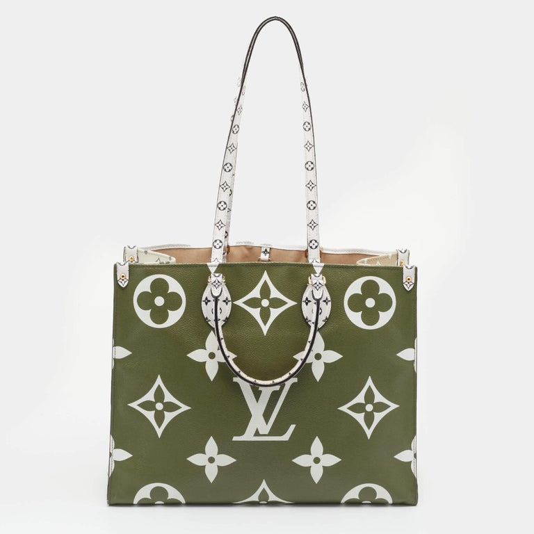 Louis Vuitton Multicolor Monogram Giant Canvas Onthego GM Bag For Sale