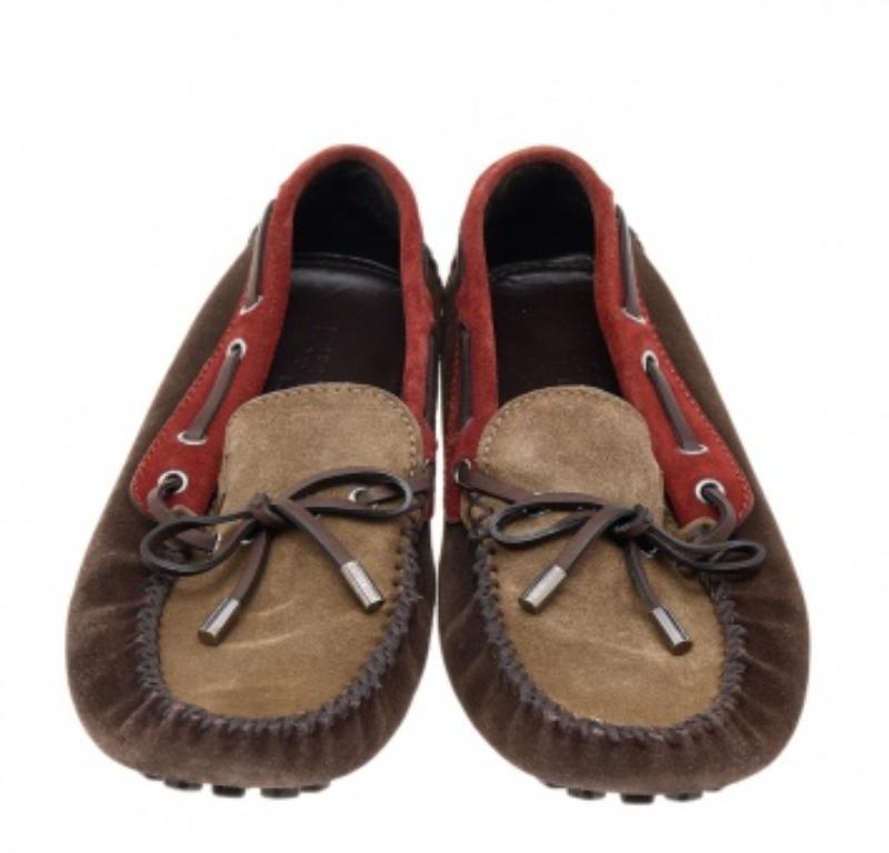 Louis Vuitton - Mocassins Arizona en daim multicolore, taille 42 Bon état - En vente à Dubai, Al Qouz 2