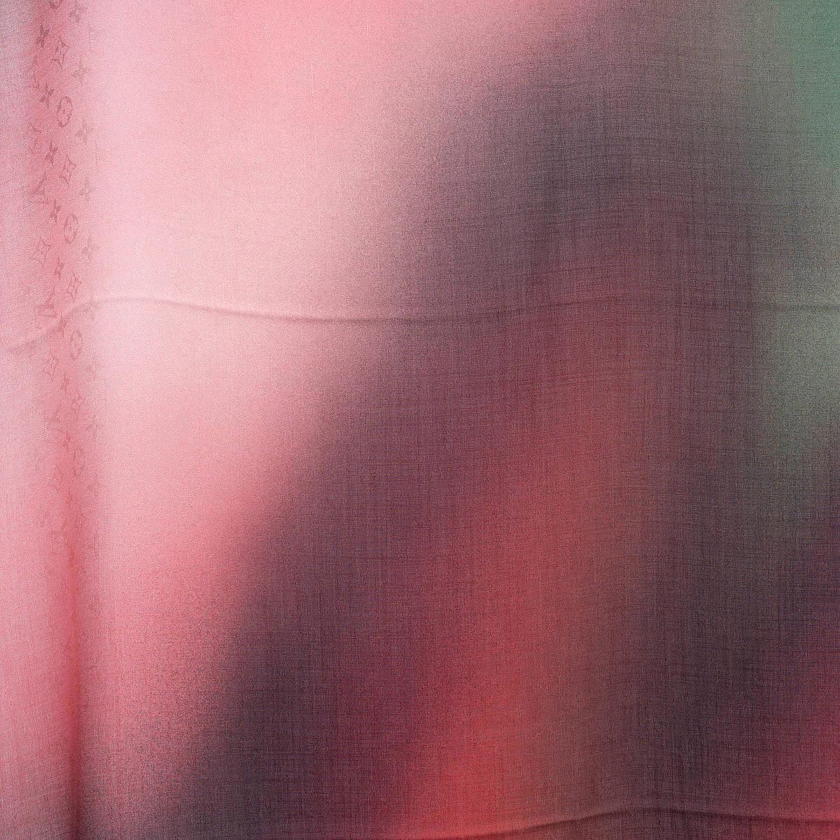 LOUIS VUITTON Mehrfarbiger Schal aus Wolle, Seide und Kaschmir 2016 RAINBOW GRADIENT (Grau) im Angebot