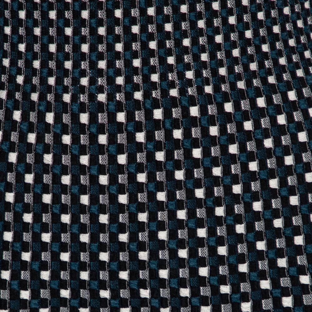Louis Vuitton Multicolored Silk Knit Flared Short Dress M In Good Condition In Dubai, Al Qouz 2