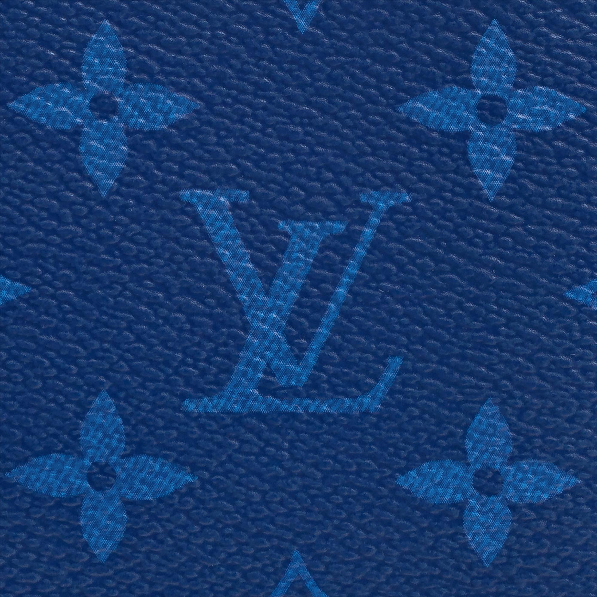 Louis Vuitton Multiple Wallet Navy Clue Taïga Cowhide Leather For Sale
