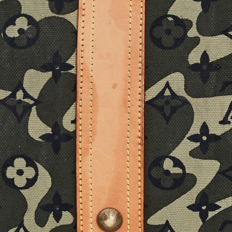 Louis Vuitton Murakami Monogramouflage Tote Bag (2008) For Sale 6