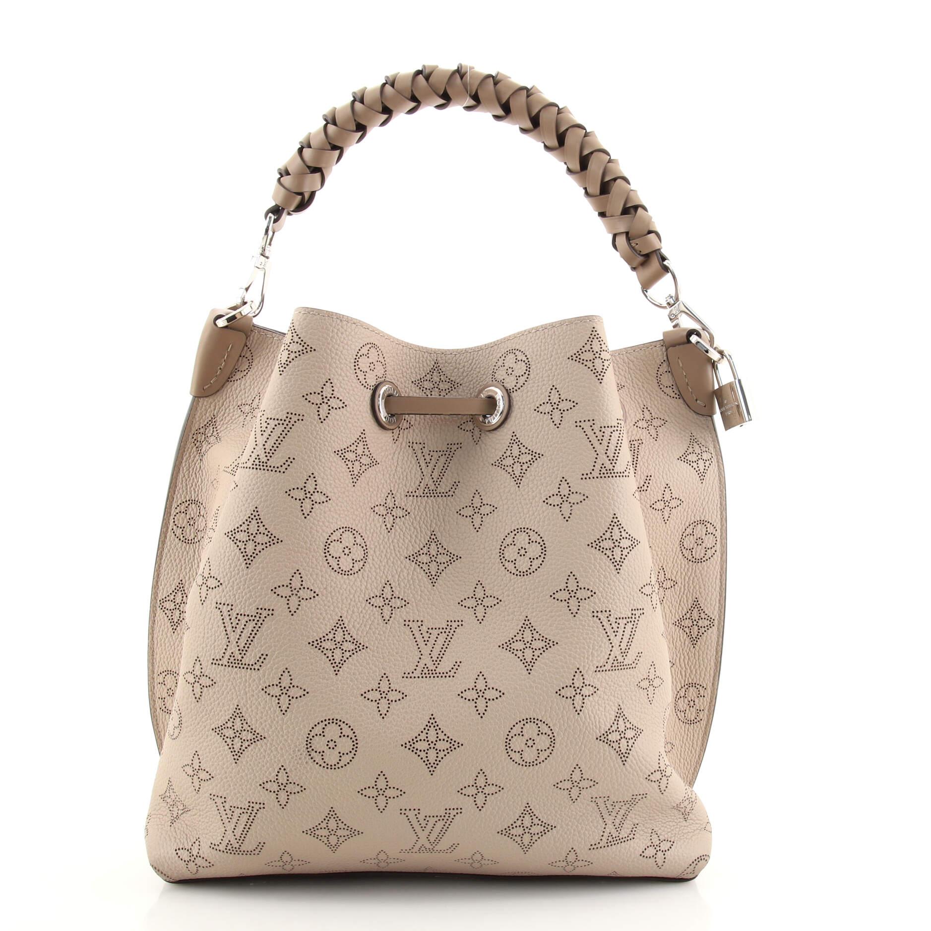 louis vuitton bucket bag beige