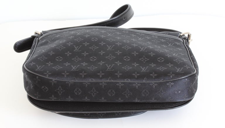 Louis Vuitton 2002 Musette Patchwork Conte De Fees Handbag